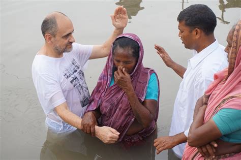 INSPIRATIONAL BAPTISM TESTIMONIES FROM INDIA | Good News Unlimited