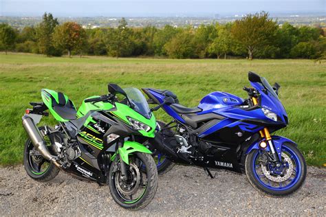 Yamaha R3 vs Kawasaki Ninja 400 | Devitt Insurance