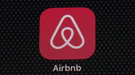 Airbnb bans indoor security cameras