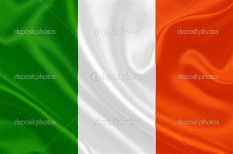 Italy waving flag Stock Photo by ©surangastock 37238381