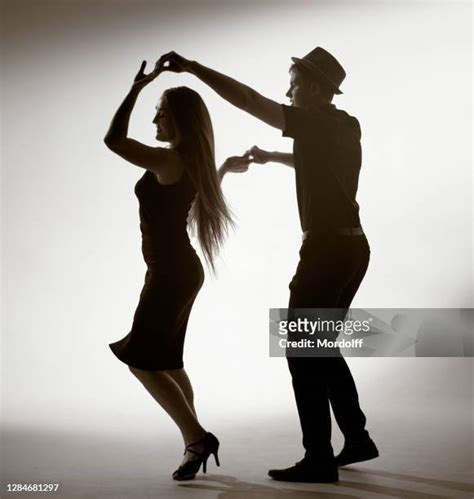 Bachata Dance Photos and Premium High Res Pictures - Getty Images