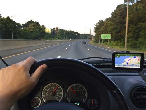 Summer Driving: 6 Tips for a Safer Road Trip | On Call International Blog