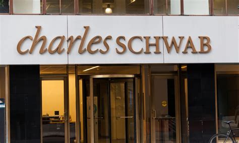 Charles Schwab Customers Deposit $16.5 Billion During Banking Crisis ...