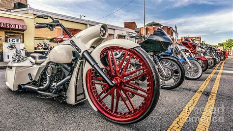 Harley Davidson Road King Custom Photograph by Dion Wiles - Pixels