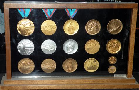 File:1988 Olympic Winter Games medals.JPG - Wikipedia