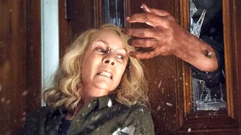 New Halloween Ends Set Photo Teases Laurie Strode Ready To Face Her Trauma