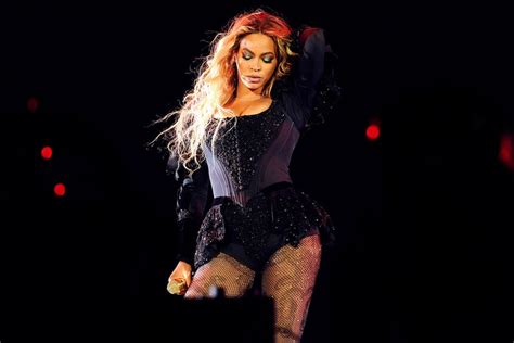 Beyoncé’s Formation World Tour: A Perfectionist Icon in Her Prime | Vanity Fair