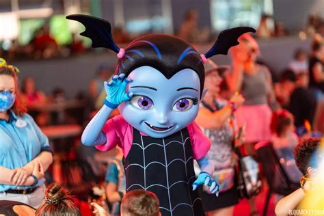 PHOTOS: Disney Junior Jam Dance Party Relocated for 2023 Mickey's Not-So-Scary Halloween Party