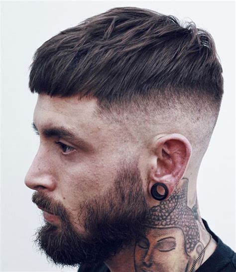 23 Best Bowl Cut Haircuts For Men (2021 Guide)