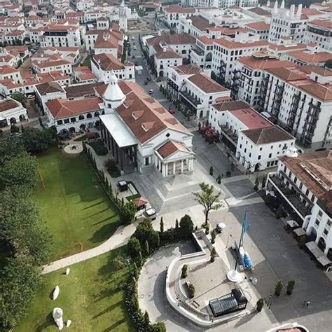 Ciudad Cayalá, Guatemala. The city started getting built in 2003! : r/ArchitecturalRevival