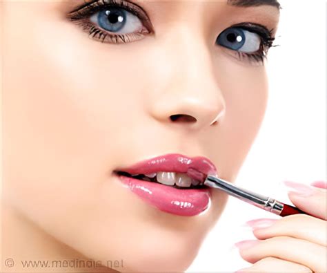 Interesting Facts about Lip Gloss - Beauty Tips