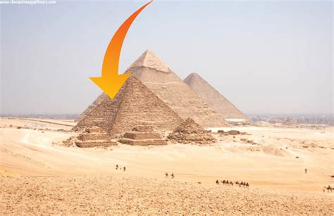 Pyramid of Menkaure | Menkaure pyramid | Giza Pyramids