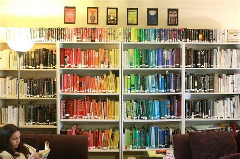 15 Rainbow Bookshelf Photos to Inspire Your Library | What's my ...