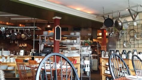 The Front Room — Portland Restaurants — Maine.com