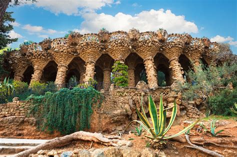 columns in Park Guell by Antoni Gaudi in Barcelona, Spain | Gaudi, Ge ...