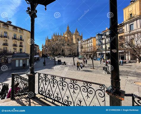 Traditional Spanish Architecture in the Plaza Mayor, Segovia, Spain Editorial Stock Image ...