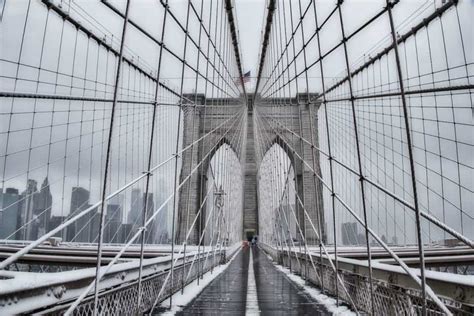 The Brooklyn Bridge in Winter | Brooklyn Bridge Snow Photos