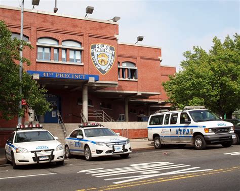 P041 NYPD Police Station Precinct 41, Longwood, Bronx New … | Flickr