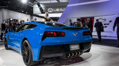 2014 Corvette C7 Stingray Looks Great in Blue - autoevolution