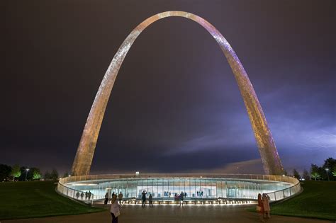 St Louis Arch Video | semashow.com