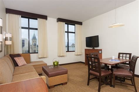 Hyatt Place Des Moines / Downtown Des Moines | Bookonline.com