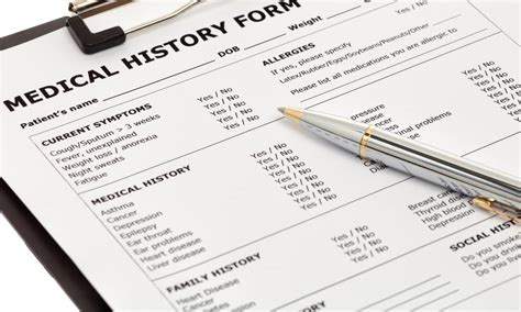 What is a Family Medical History Form? (with pictures)