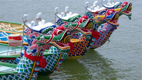 Dragon Boat Festival 2016: regata a suon di tamburi a Hong Kong