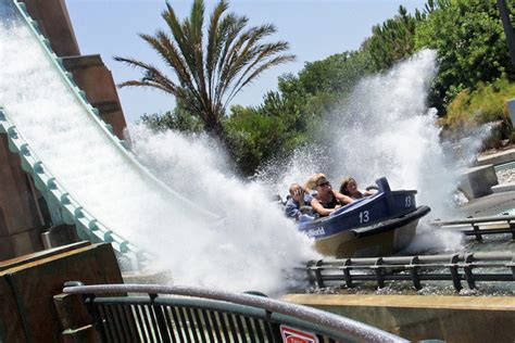 Splashing Water Ride Journey to Atlantis SeaWorld San Dieg… | Flickr ...