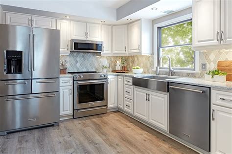 Brighten Up How To Coordinate Your Kitchen With White Cabinets