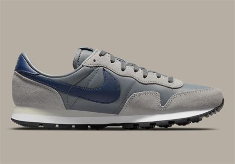 Nike Air Pegasus '83 Smoke Grey DJ6892-001 | SneakerNews.com