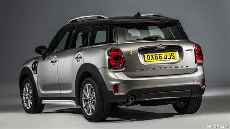 2017 MINI Cooper S E Countryman ALL4 Plug-in-Hybrid - Rear Three-Quarter | Caricos