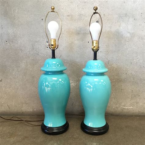 Vintage & Mid Century Lamps for Sale | Urban Americana