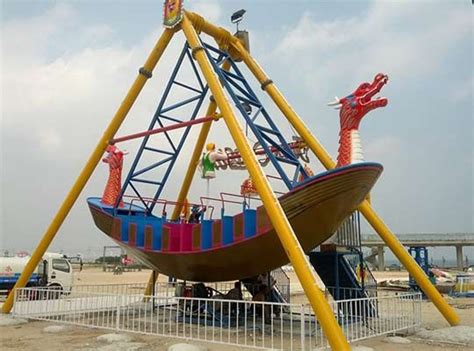 pirate ship carnival ride | Pirate ship ride, Amusement park rides, Riding