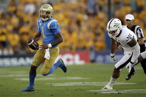 UCLA quarterback Dorian Thompson-Robinson suffers a leg injury - Los ...