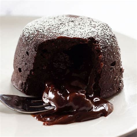 Easy Chocolate Fondant Cakes - Knife and Soul