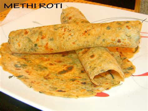 FENUGREEK LEAVES CHAPATHI | METHI ROTI | ROTI RECIPE - FoodyBuddy