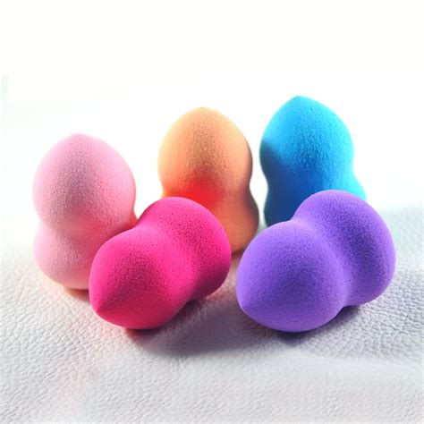 1 Pcs Foundation Sponge Blender Blending Facial Makeup Sponge Cosmetic Puff Flawless Beauty ...