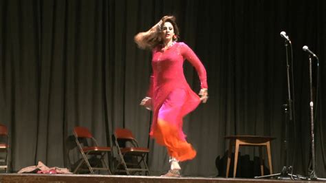 Afreen's Excellent Punjabi Stage Drama Dance - YouTube