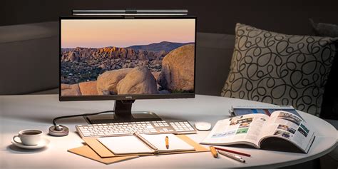 BenQ ScreenBar Plus review: a $100 clip-on computer light that's worth the price - Business Insider