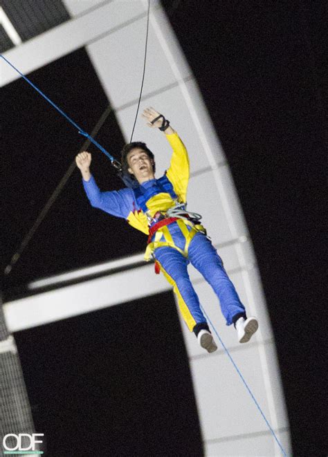 1D Bungee Jump at Sky Tower! - One Direction Photo (30549416) - Fanpop