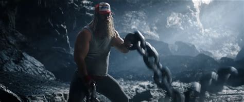 Chris Hemsworth's Thor: Love and Thunder Workout Routine