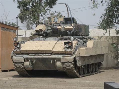 World Defence News: Iraq negotiates with U.S. the purchase of 200 Bradley M2A2 ODS armoured ...