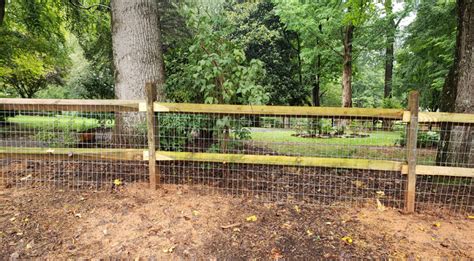 What Is the Best Fencing for Farm Animals | Asheville Fence ...