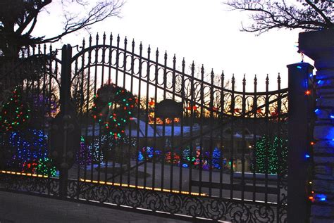 PHOTOS: Burr Ridge Homes Decked for the Holidays | Burr Ridge, IL Patch