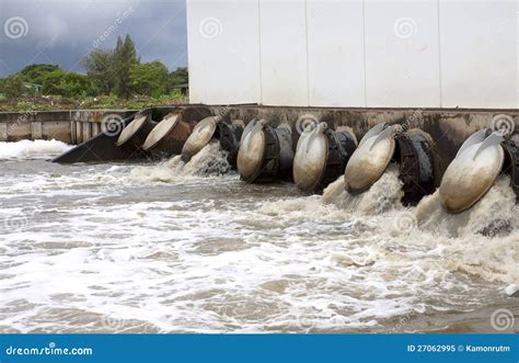 Dam overflow spillway stock image. Image of overflow - 27062995