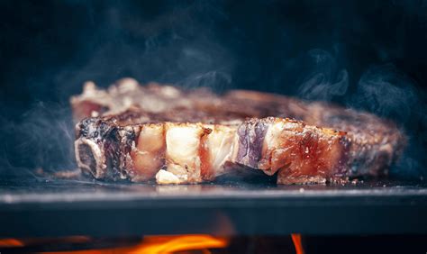 Cooking Steak on a Griddle - Our Complete Guide | Own The Grill