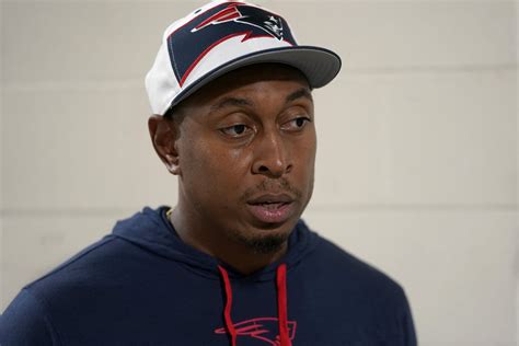 Patriots’ rising defensive coach interviewed for…