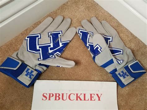 NIKE MVP PRO NCAA KENTUCKY WILDCATS BASEBALL BATTING GLOVES, PGF446-017 ...