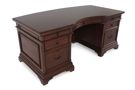 72" Traditional Curved Executive Desk in Oak Brown | Mathis Brothers Furniture