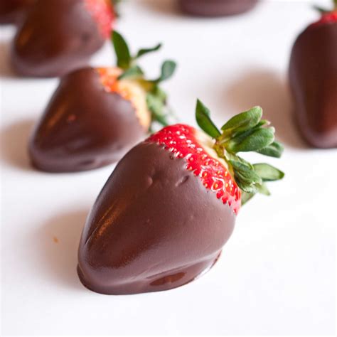 Chocolate Covered Strawberries from Domestic Fits - Bake Your Day